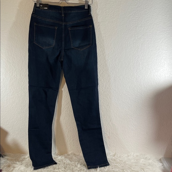 FASHION NOVA Classic High Waist Skinny Jeans Dark Denim Size 11 NEW - Picture 7 of 16